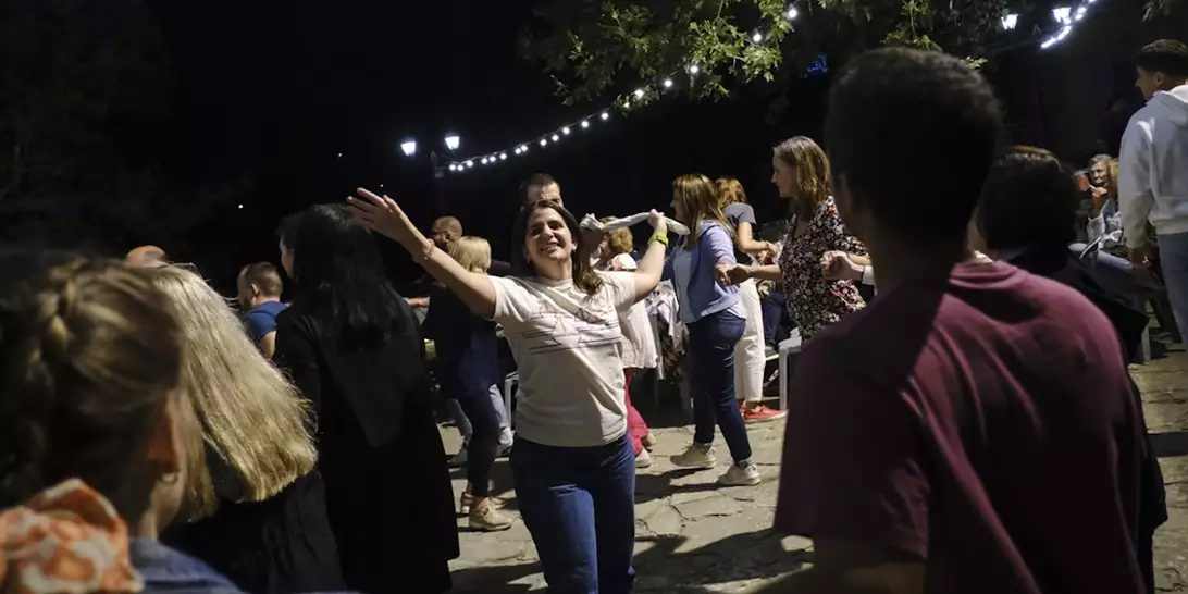 "Αυτή είναι η τροφή που τρώνε κάθε μέρα": Οι Γάλλοι ανακάλυψαν το μυστικό της μακροζωίας των κατοίκων της Ικαρίας