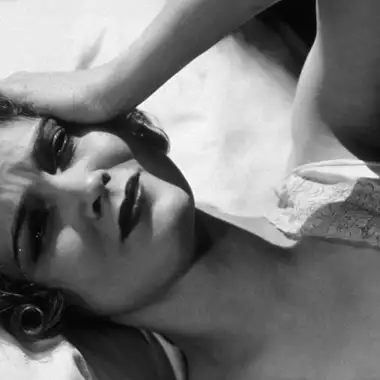 "Το μυαλό κάνει μαύρες σκέψεις": Ποια ώρα δεν πρέπει να πάτε για ύπνο, σύμφωνα με ερευνητές